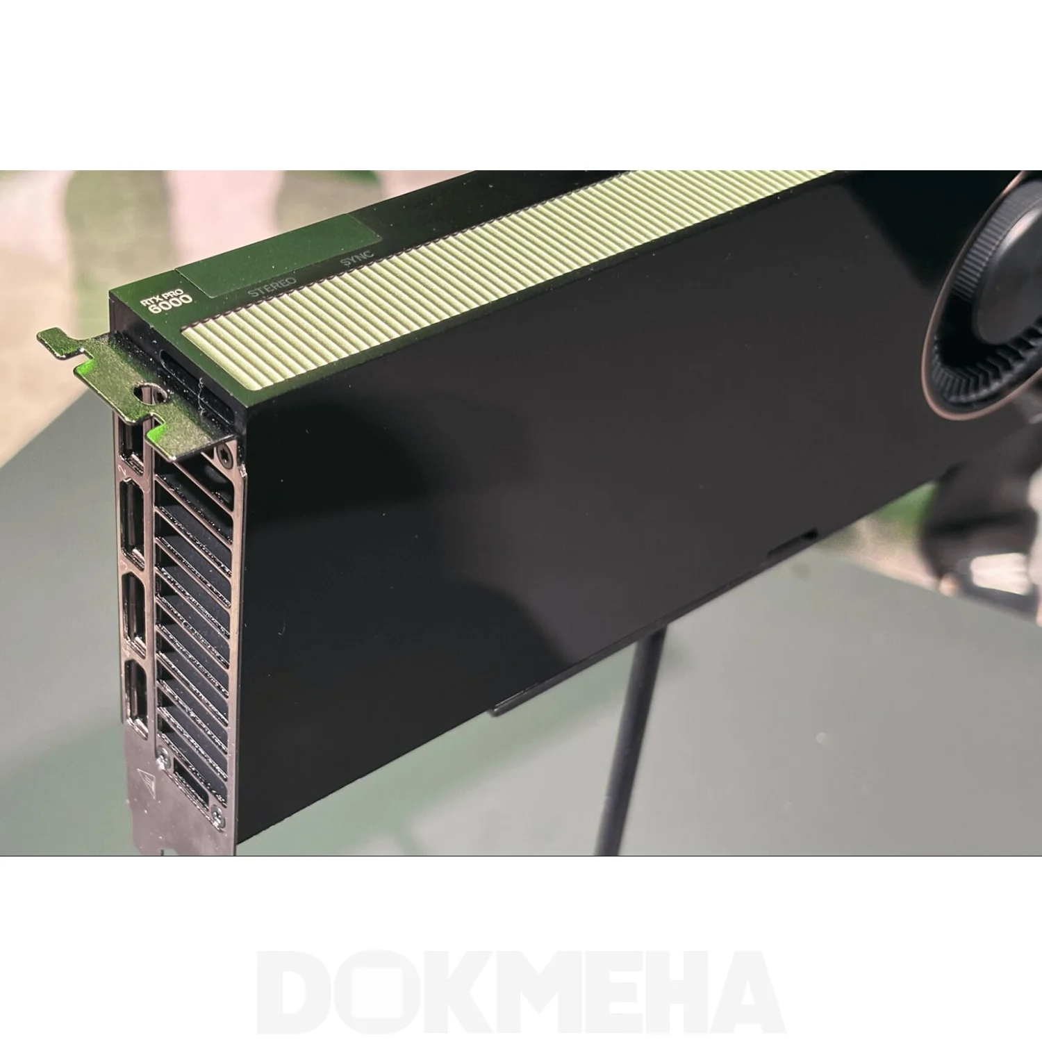 کارت گرافیگ انویدیا NVIDIA RTX PRO 6000 Blackwell Max-Q Workstation Edition 96GB ECC GDDR7 در نمایشگاه